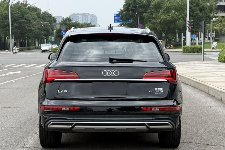 Used Audi Q5L 2022 Updated Version 40T Luxury Elegant Edition Exterior 4
