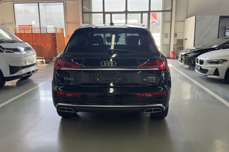 Used Audi Q5L 2022 40T Luxury Dynamic Model Exterior 4