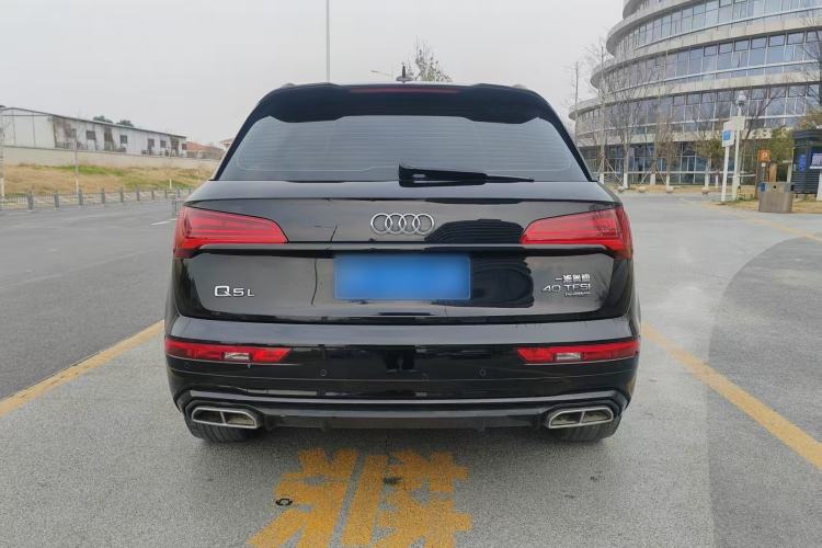 Used Audi Q5L 2022 40T Fashionable and Dynamic Model Exterior 4
