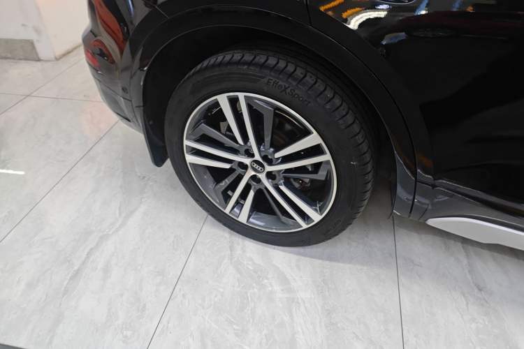 Used Audi Q5L 2022 40T Luxury Dynamic Model Exterior 5