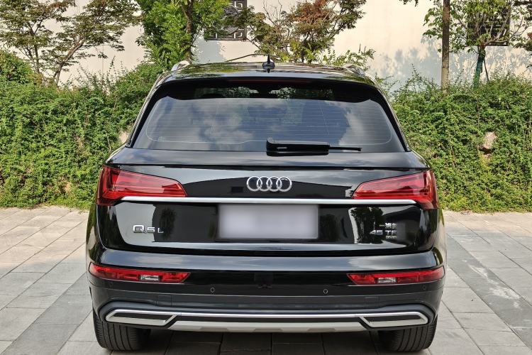 Used Audi Q5L 2022 45T Luxury Elegant Model Exterior 5
