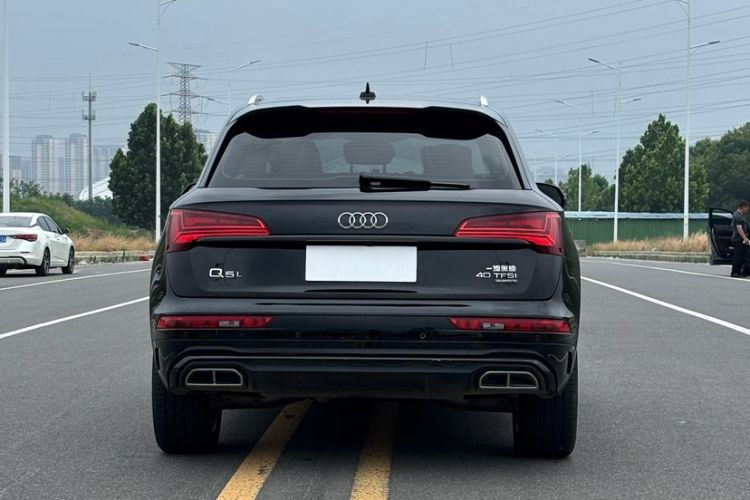 Used Audi Q5L 2022 40T Fashionable and Dynamic Model Exterior 5