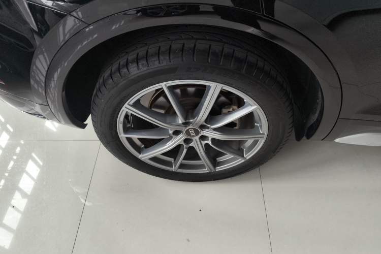 Used Audi Q5L 2022 40T Fashionable and Dynamic Model Exterior 5