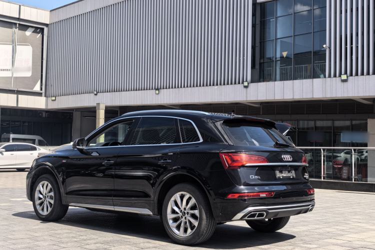 Used Audi Q5L 2022 40T Luxury Dynamic Model Exterior 6