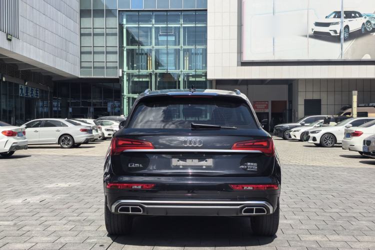 Used Audi Q5L 2022 40T Luxury Dynamic Model Exterior 7