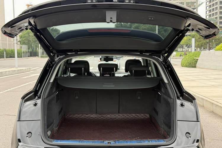 Used Audi Q5L 2022 Updated Version 40T Luxury Elegant Edition Exterior 7