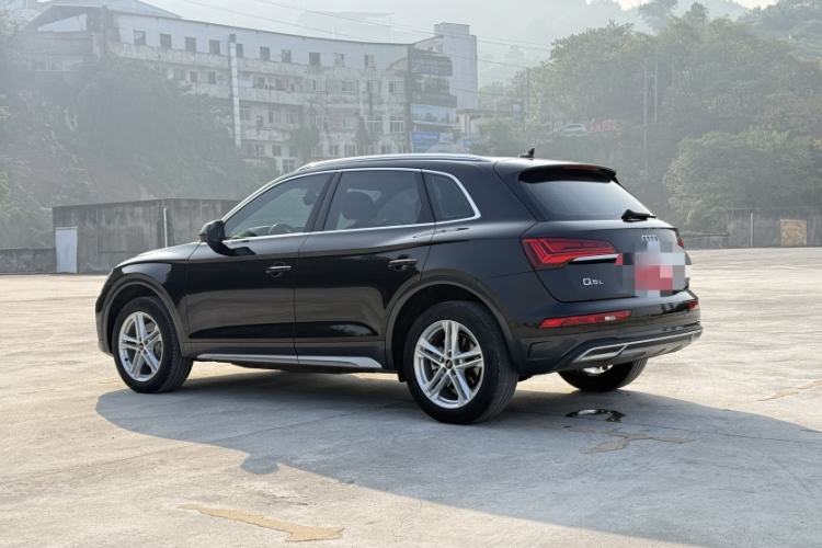 Used Audi Q5L 2022 40T Fashionable and Elegant Model Exterior 8