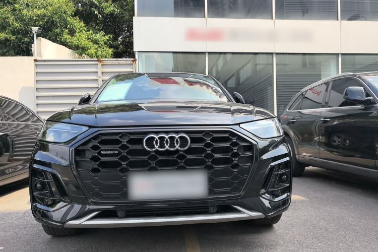 Used Audi Q5L 2022 Updated 45T Luxury Dynamic Version Front