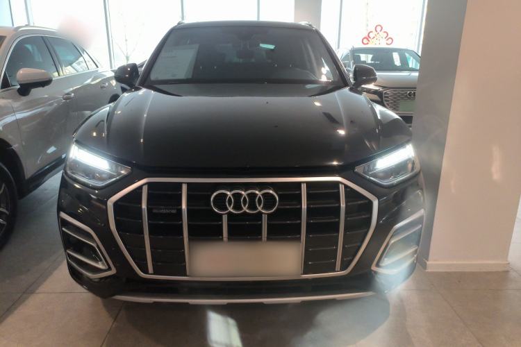 Used Audi Q5L 2022 40T Luxury Elegant Model Front