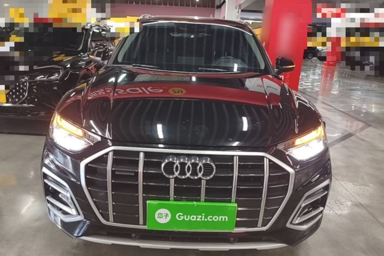 Used Audi Q5L 2022 40T Fashionable and Elegant Model Front