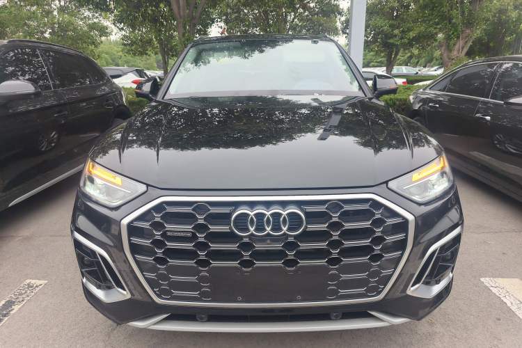 Used Audi Q5L 2022 40T Luxury Dynamic Model Front