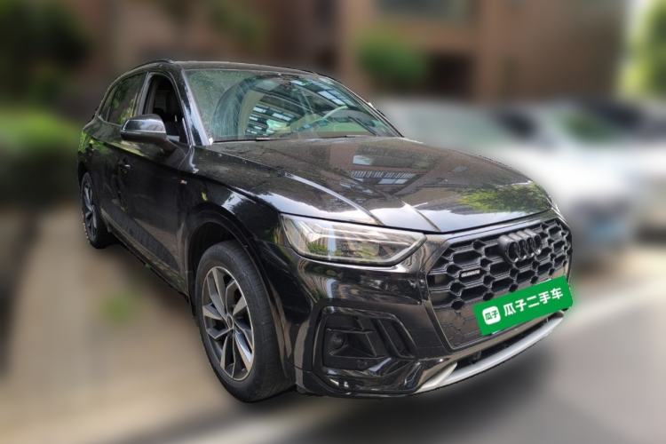 Used Audi Q5L 2022 Updated 40T Luxury Dynamic Edition Front Right 45 Deg