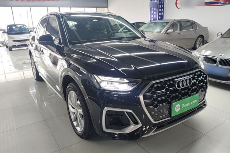 Used Audi Q5L 2022 40T Luxury Dynamic Model Front Right 45 Deg