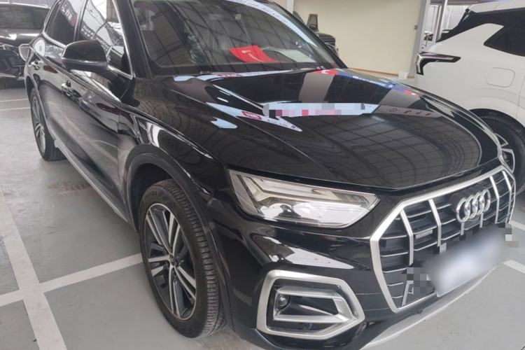 Used Audi Q5L 2022 40T Fashionable and Elegant Model Front Right 45 Deg