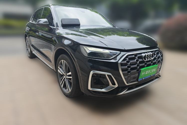 Used Audi Q5L 2022 Updated 40T Luxury Dynamic Edition Front Right 45 Deg