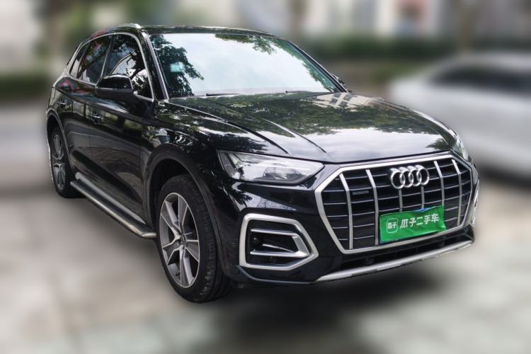 Used Audi Q5L 2022 45T Luxury Elegant Model Front Right 45 Deg
