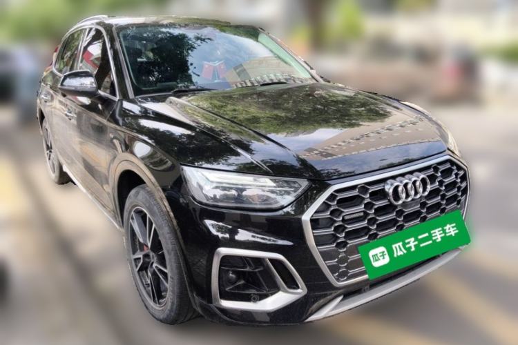 Used Audi Q5L 2022 40T Fashionable and Dynamic Model Front Right 45 Deg