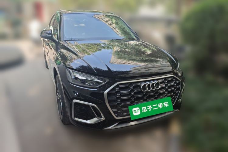 Used Audi Q5L 2022 40T Fashionable and Dynamic Model Front Right 45 Deg