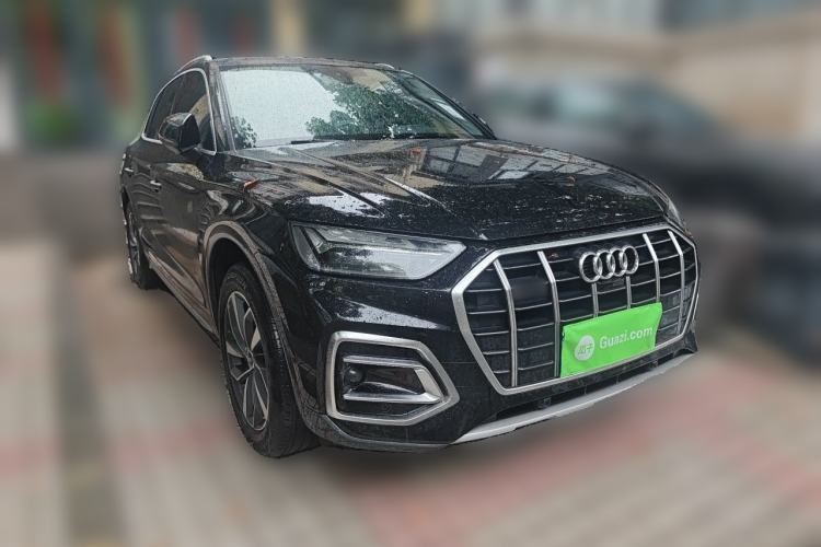 Used Audi Q5L 2022 40T Luxury Elegant Model Front Right 45 Deg