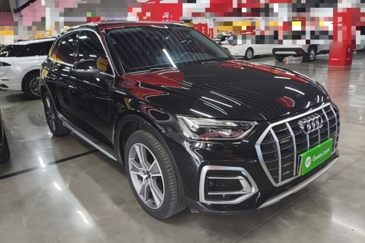 Used Audi Q5L 2022 40T Fashionable and Elegant Model Front Right 45 Deg
