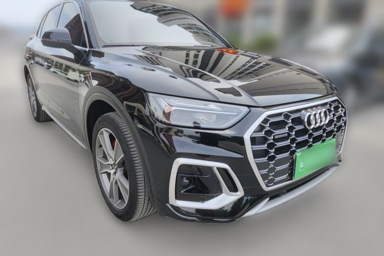 Used Audi Q5L 2022 Updated 45T Luxury Dynamic Version Front Right 45 Deg