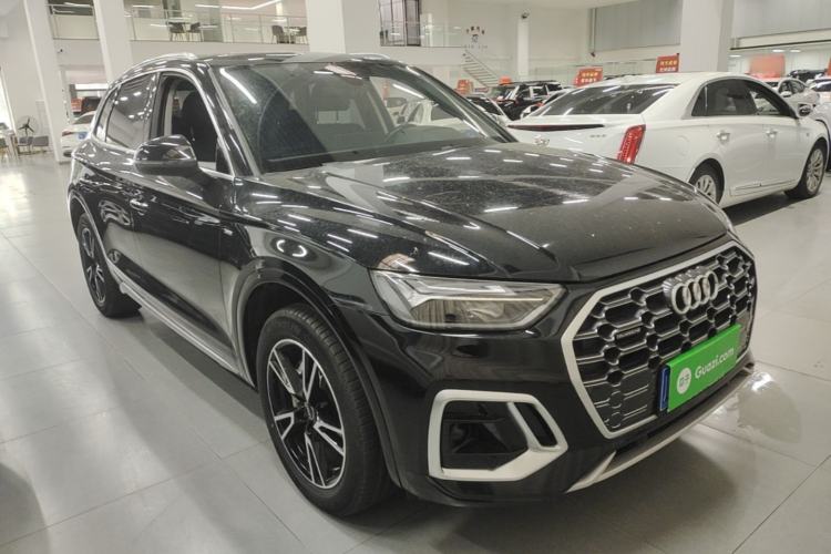 Used Audi Q5L 2022 40T Fashionable and Dynamic Model Front Right 45 Deg
