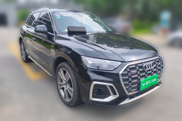 Used Audi Q5L 2022 45T Luxury Dynamic Model Front Right 45 Deg