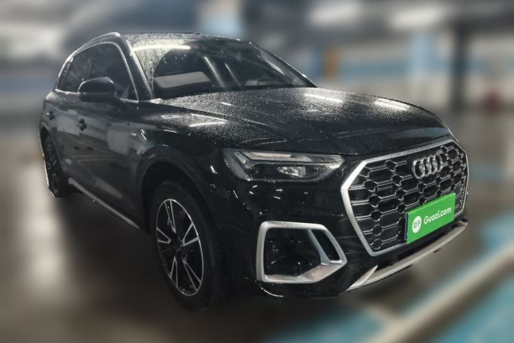 Used Audi Q5L 2022 40T Fashionable and Dynamic Model Front Right 45 Deg