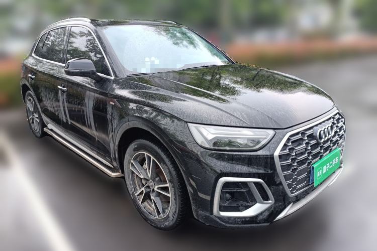 Used Audi Q5L 2022 40T Fashionable and Dynamic Model Front Right 45 Deg
