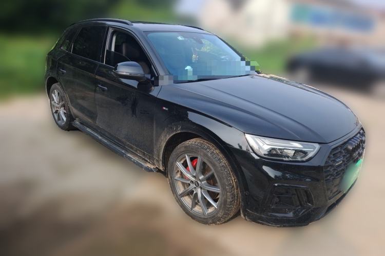 Used Audi Q5L 2022 Updated 45T Luxury Dynamic Version Front Right 45 Deg