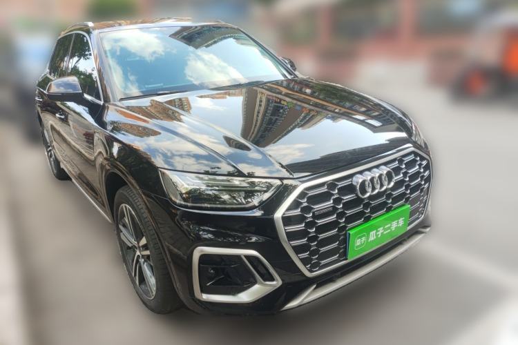 Used Audi Q5L 2022 Updated 40T Luxury Dynamic Edition Front Right 45 Deg