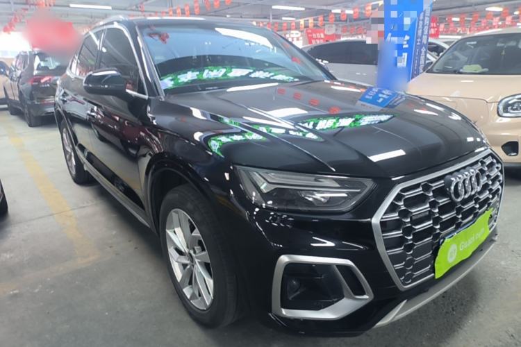 Used Audi Q5L 2022 Updated 40T Luxury Dynamic Edition Front Right 45 Deg