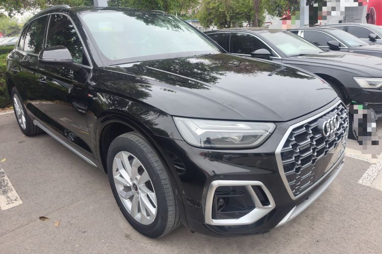 Used Audi Q5L 2022 40T Luxury Dynamic Model Front Right 45 Deg