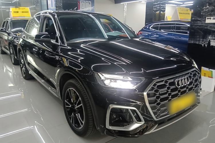 Used Audi Q5L 2022 40T Fashionable and Dynamic Model Front Right 45 Deg