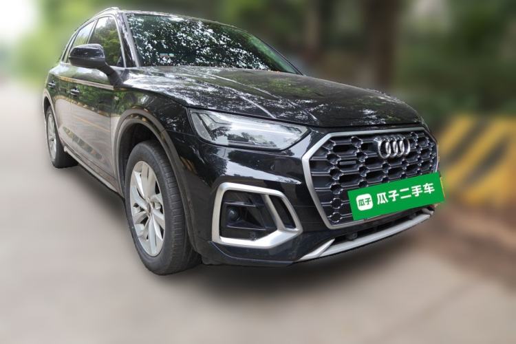 Used Audi Q5L 2022 40T Luxury Dynamic Model Front Right 45 Deg