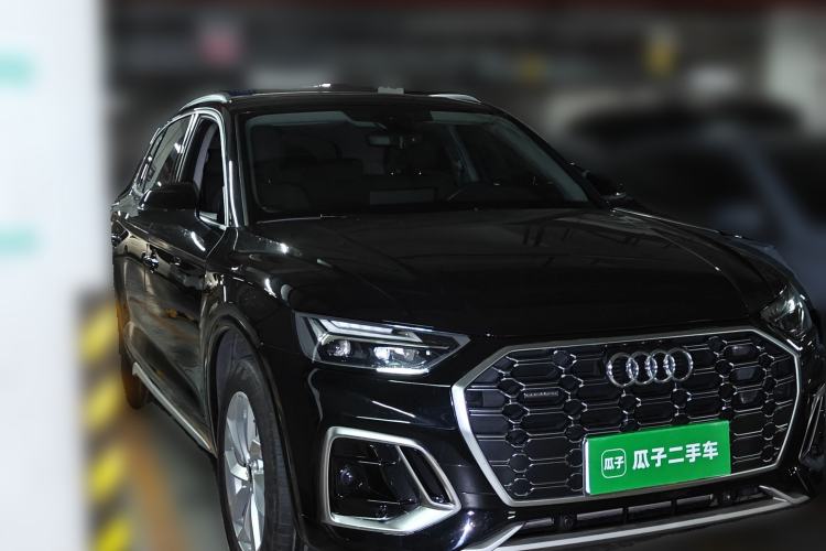 Used Audi Q5L 2022 40T Luxury Dynamic Model Front Right 45 Deg