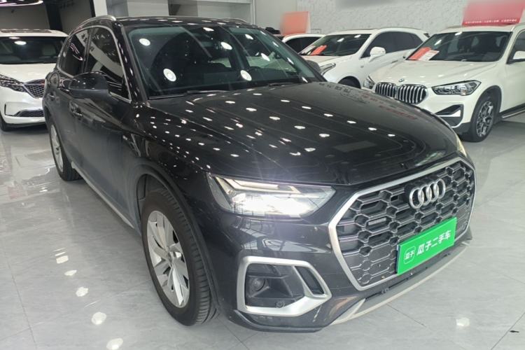 Used Audi Q5L 2022 40T Luxury Dynamic Model Front Right 45 Deg