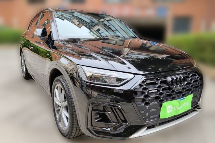 Used Audi Q5L 2022 Updated 45T Luxury Dynamic Version Front Right 45 Deg