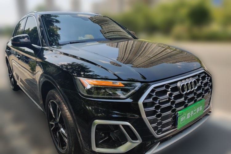 Used Audi Q5L 2022 40T Fashionable and Dynamic Model Front Right 45 Deg