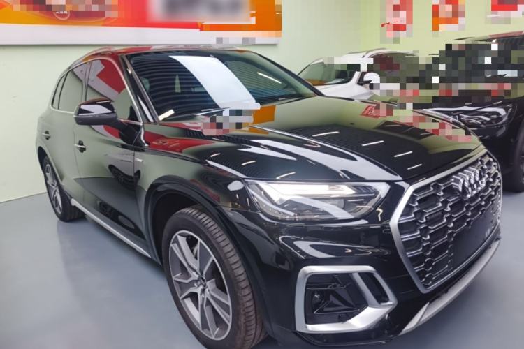 Used Audi Q5L 2022 Updated 45T Luxury Dynamic Version Front Right 45 Deg