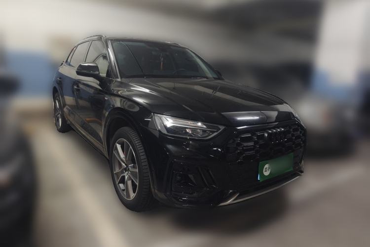 Used Audi Q5L 2022 45T Luxury Dynamic Model Front Right 45 Deg