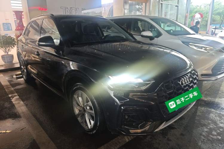 Used Audi Q5L 2022 Updated 40T Luxury Dynamic Edition Front Right 45 Deg