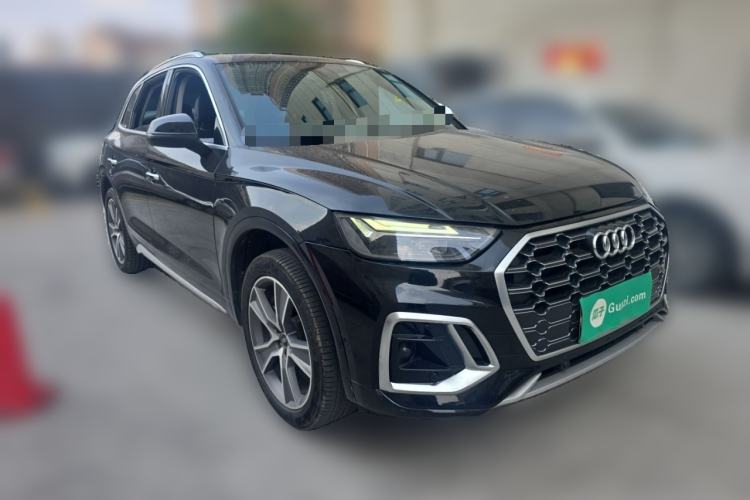 Used Audi Q5L 2022 45T Luxury Dynamic Model Front Right 45 Deg
