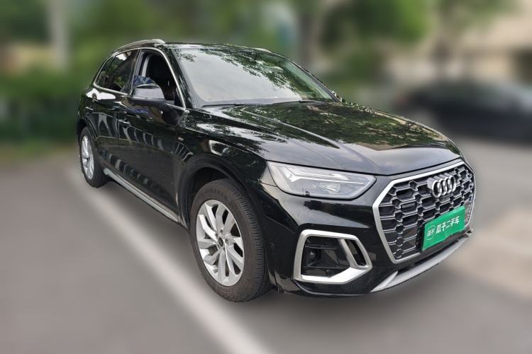 Used Audi Q5L 2022 40T Luxury Dynamic Model Front Right 45 Deg