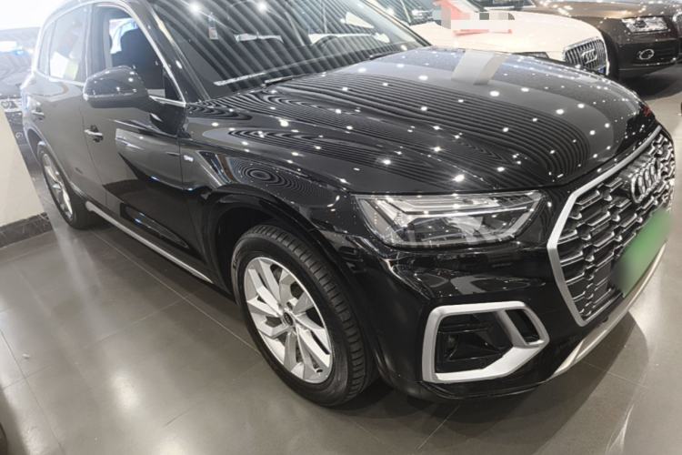 Used Audi Q5L 2022 Updated 40T Luxury Dynamic Edition Front Right 45 Deg