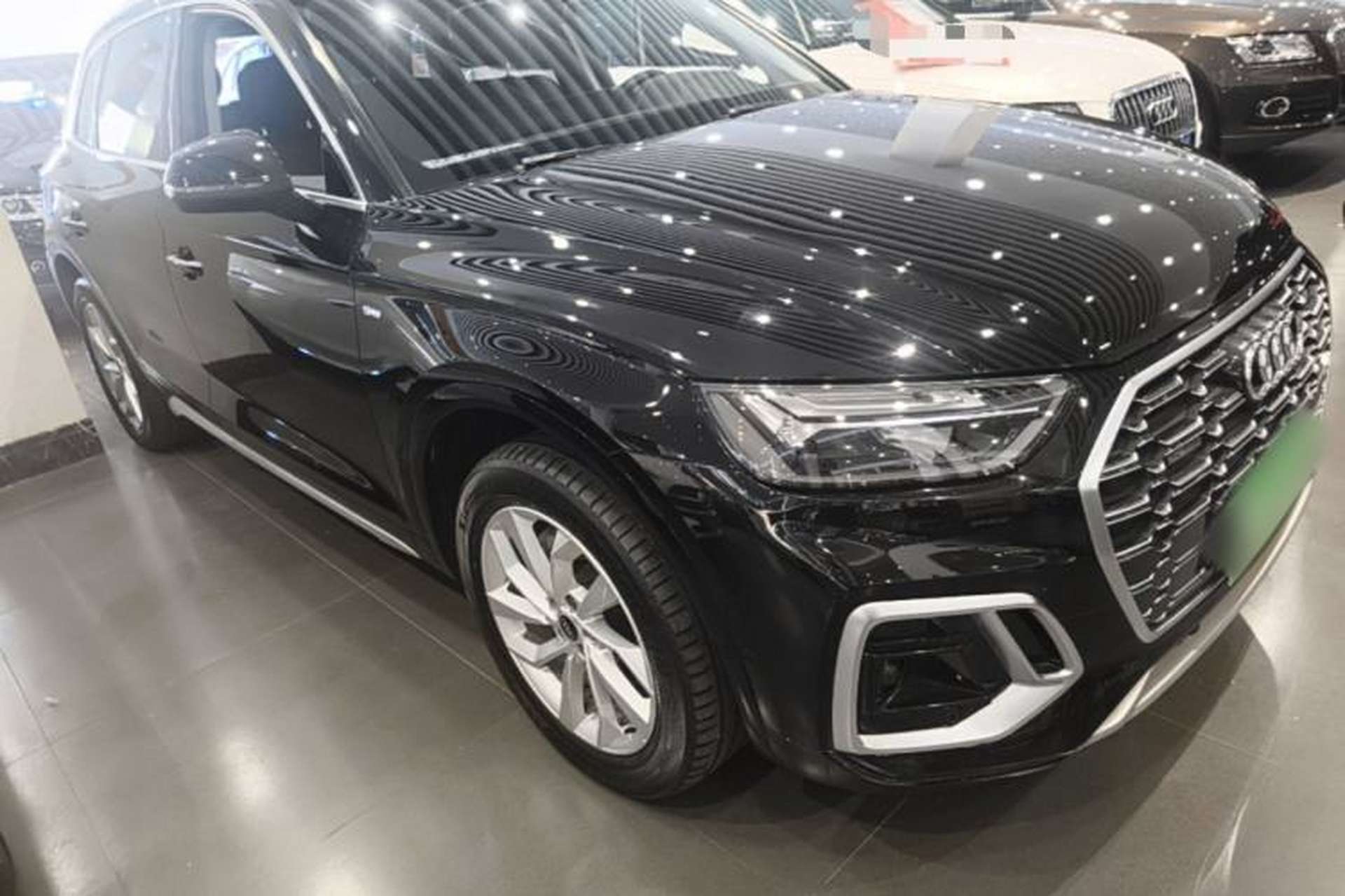 Used Audi Q5L 2022 Updated 40T Luxury Dynamic Edition Front Right 45 Deg