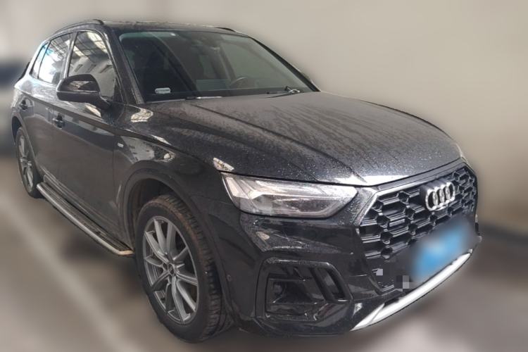 Used Audi Q5L 2022 Updated 45T Luxury Dynamic Version Front Right 45 Deg