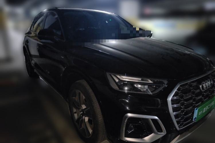 Used Audi Q5L 2022 45T Luxury Dynamic Model Front Right 45 Deg