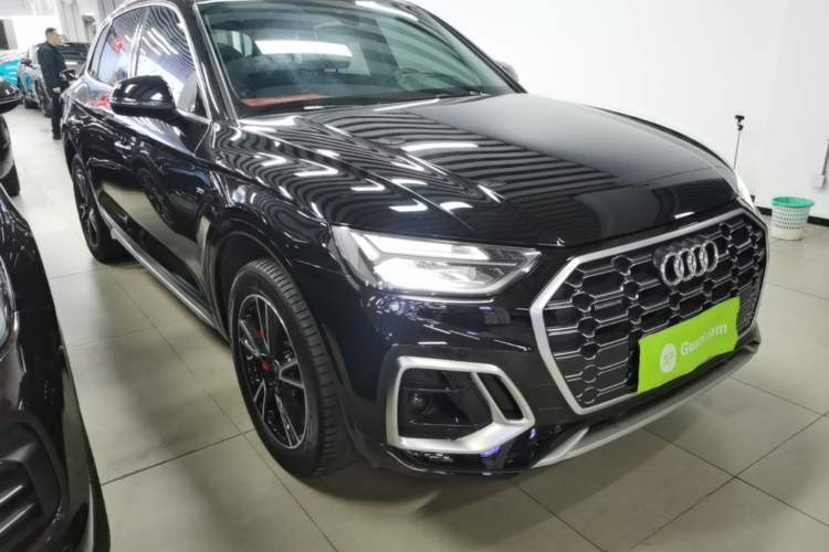Used Audi Q5L 2022 40T Fashionable and Dynamic Model Front Right 45 Deg
