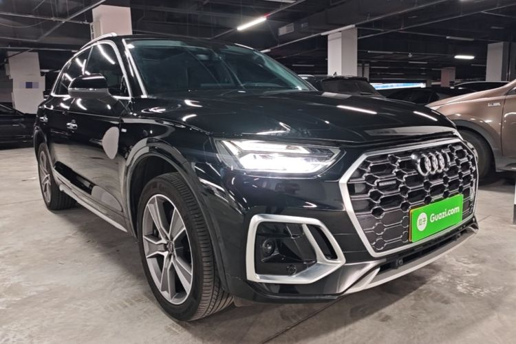 Used Audi Q5L 2022 45T Luxury Dynamic Model Front Right 45 Deg
